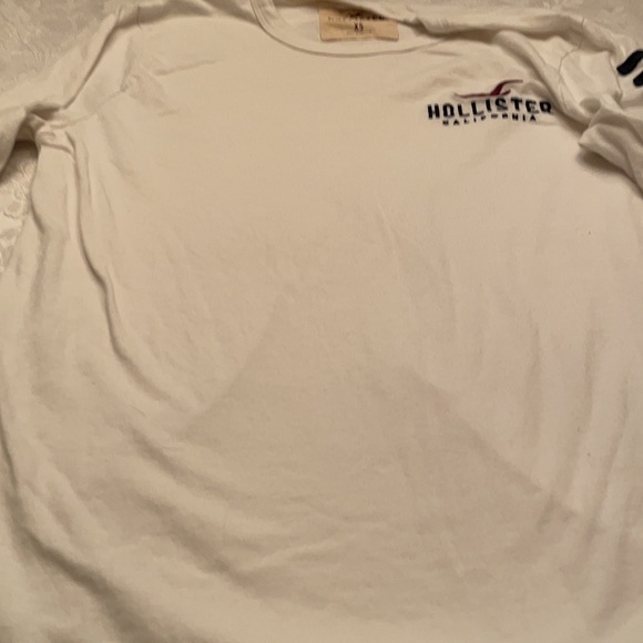 Hollister long Sleeve Tee Size XS - Picture 4 of 6